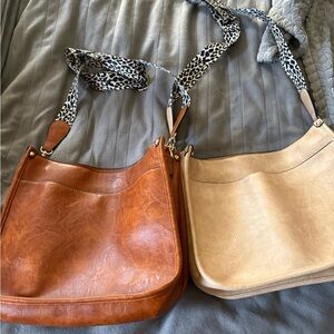Elegant Brown and Cream Women's Shoulder Bags